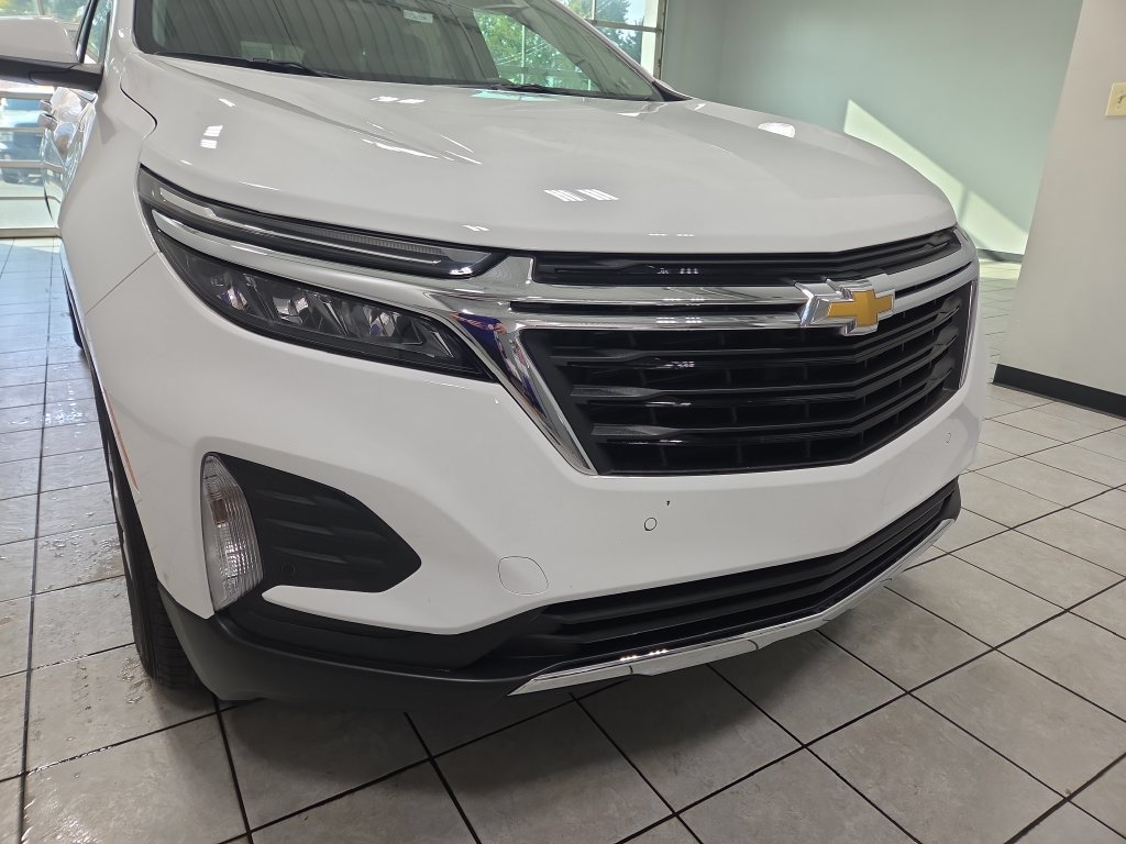Used 2024 Chevrolet Equinox LT AWD/4WD image 17