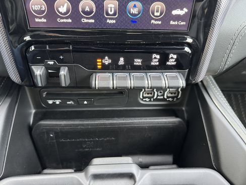 Used 2019 RAM 1500 Limited image 19