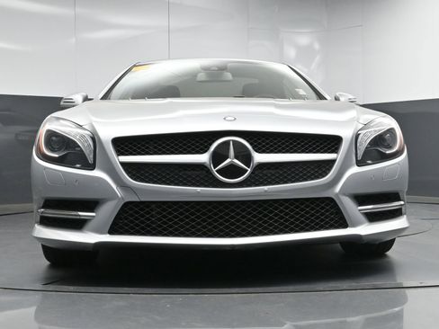 Used 2013 Mercedes-Benz SL 550 image 23