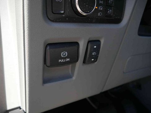 Used 2025 Ford F150 Lightning Flash AWD/4WD image 34
