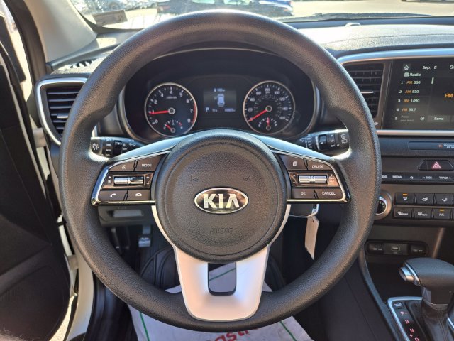 Used 2022 Kia Sportage LX AWD/4WD image 32