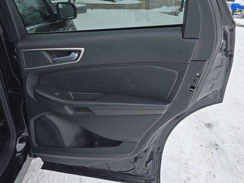Used 2022 Ford Edge SEL w/ Convenience Package image 30