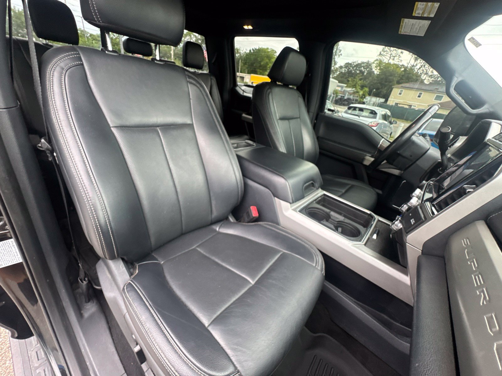 Used 2022 Ford F350 Lariat w/ Lariat Ultimate Package AWD/4WD image 19