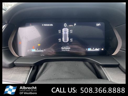 New 2025 Jeep Grand Cherokee Limited w/ Trailer Tow Package image 22