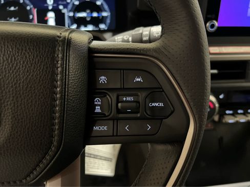 New 2026 Toyota 4Runner TRD Sport AWD/4WD image 17