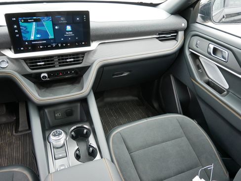 Used 2026 Ford Explorer Tremor w/ Tremor Ultimate Package AWD/4WD image 11