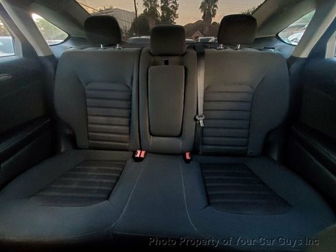 Used 2017 Ford Fusion SE image 27