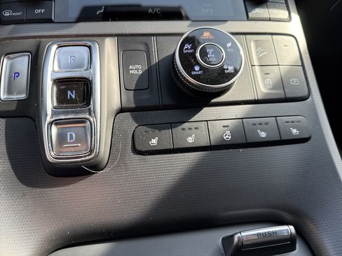 Used 2024 Hyundai Palisade Calligraphy image 29