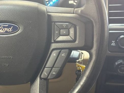 Used 2020 Ford F150 XLT w/ Equipment Group 302A Luxury AWD/4WD image 19