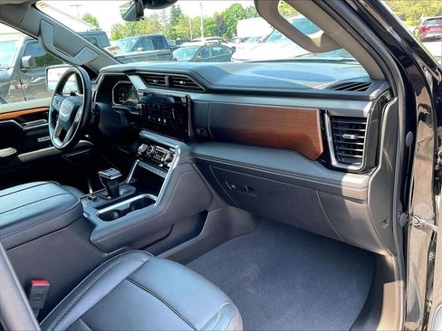 Used 2023 GMC Sierra 1500 Denali w/ Technology Package AWD/4WD image 14
