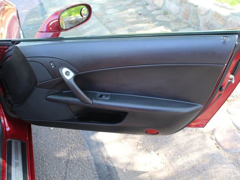 Used 2010 Chevrolet Corvette w/1LT w/ Roof Package image 12