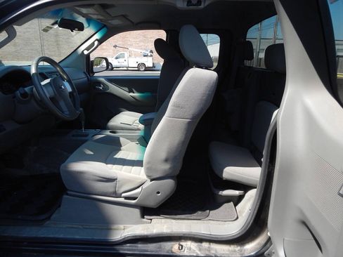 Used 2013 Nissan Frontier S RWD image 29