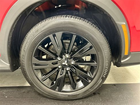 Used 2023 Mitsubishi Eclipse Cross LE image 8