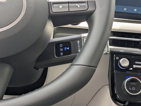 New 2025 Hyundai Tucson SEL image 16