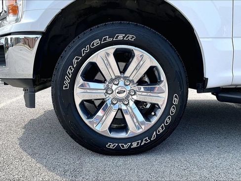 Used 2018 Ford F150 XLT w/ Equipment Group 302A Luxury AWD/4WD image 9