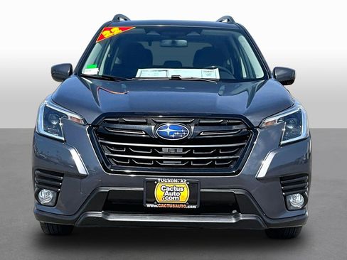 Used 2022 Subaru Forester Premium AWD/4WD image 3