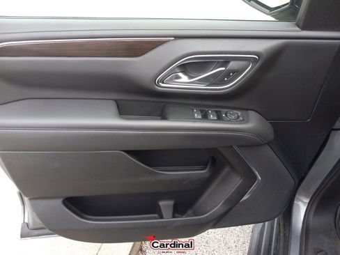 Used 2021 GMC Yukon SLE image 19