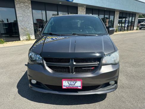 Used 2016 Dodge Grand Caravan R/T FWD image 10