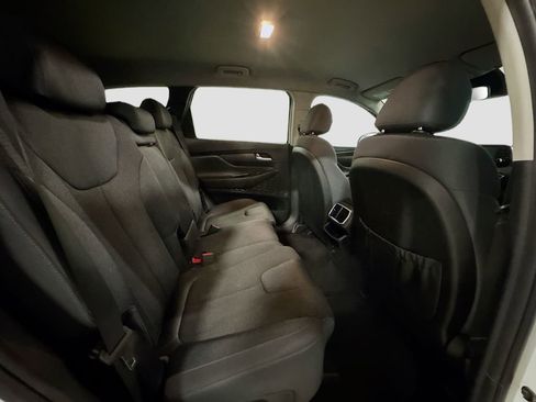 Used 2019 Hyundai Santa Fe SE image 30