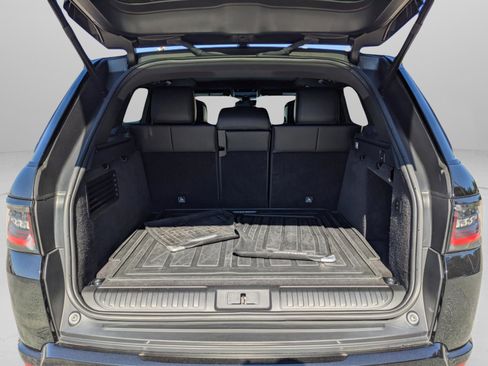 Used 2022 Land Rover Range Rover Sport HSE Silver Edition image 35