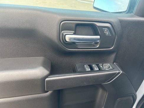 Used 2024 Chevrolet Silverado 1500 Custom w/ Turbomax Blackout Package image 31