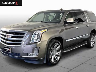 Used 2016 Cadillac Escalade ESV Luxury