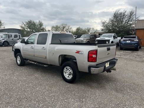 Used 2008 Chevrolet Silverado 2500 LTZ w/ Suspension Package, Off-Road image 8