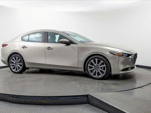 Used 2024 MAZDA MAZDA3 s image 11