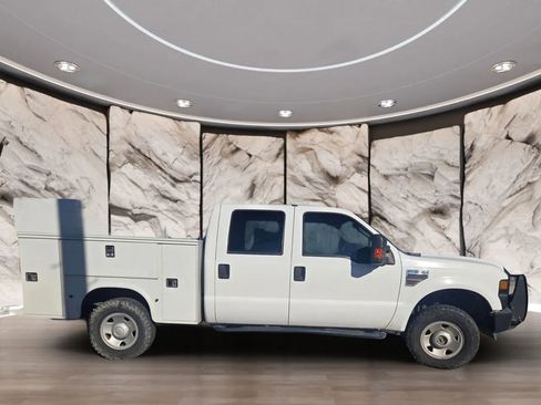 Used 2009 Ford F350 Lariat image 4