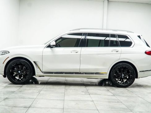 Used 2019 BMW X7 xDrive40i w/ Premium Package AWD/4WD image 11