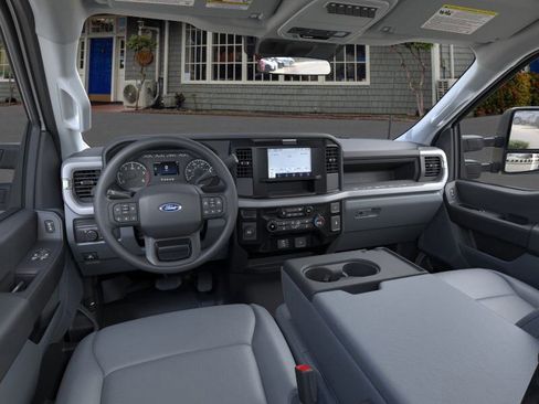New 2025 Ford F350 XL image 31