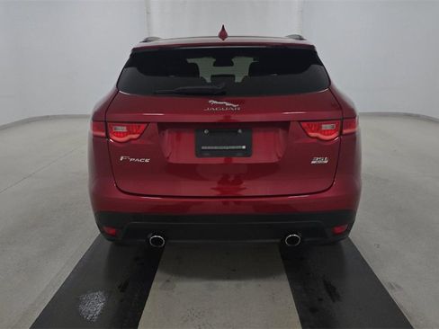 Used 2017 Jaguar F-PACE R-Sport image 5