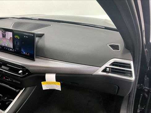 New 2026 BMW 330i xDrive Sedan w/ M Sport Package AWD/4WD image 9