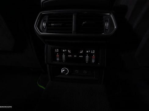 Used 2024 Lamborghini Urus S image 39