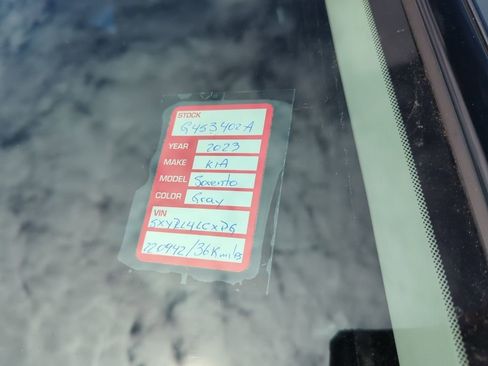 Certified 2023 Kia Sorento S image 6