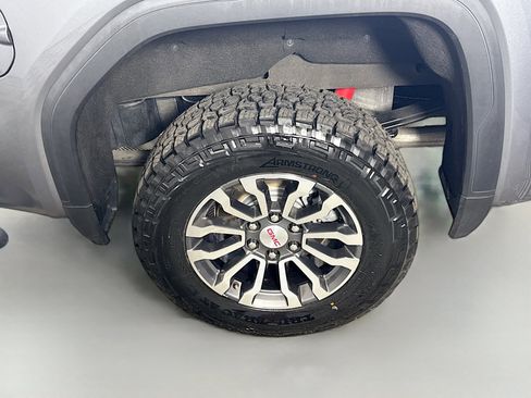 Used 2021 GMC Sierra 1500 AT4 image 37