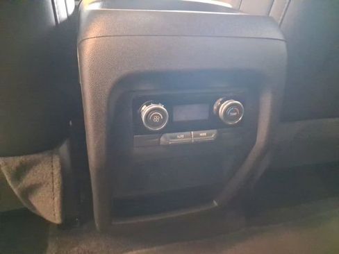 Used 2025 Buick Enclave Preferred image 24