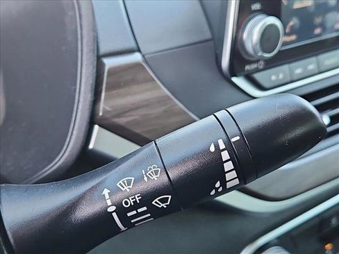 Used 2023 Nissan Altima 2.5 SV image 15