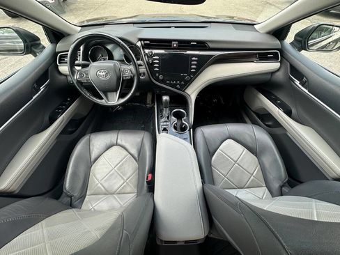 Used 2019 Toyota Camry XLE w/ Carpet Mat Package FWD image 13