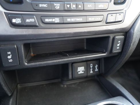 Used 2018 Honda Pilot EX-L image 12