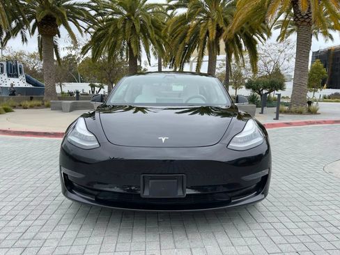 Used 2019 Tesla Model 3 Standard Range Plus RWD image 3