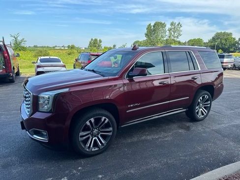 Used 2019 GMC Yukon Denali w/ Denali Ultimate Package AWD/4WD image 7