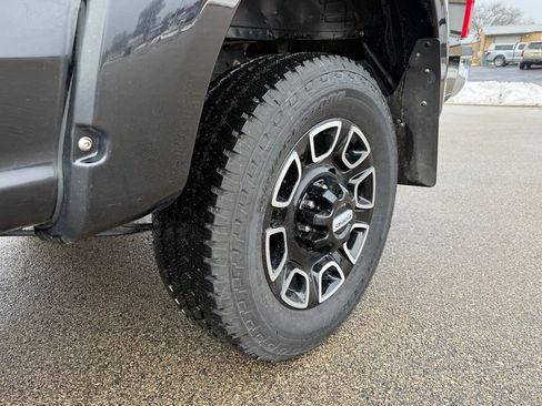 Used 2019 Ford F250 Lariat w/ Lariat Ultimate Package image 18