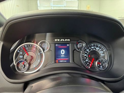 Used 2024 RAM 2500 Big Horn w/ Night Edition image 27