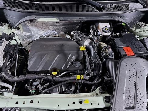 Used 2024 Chevrolet Trax RS w/ Driver Confidence Package image 29