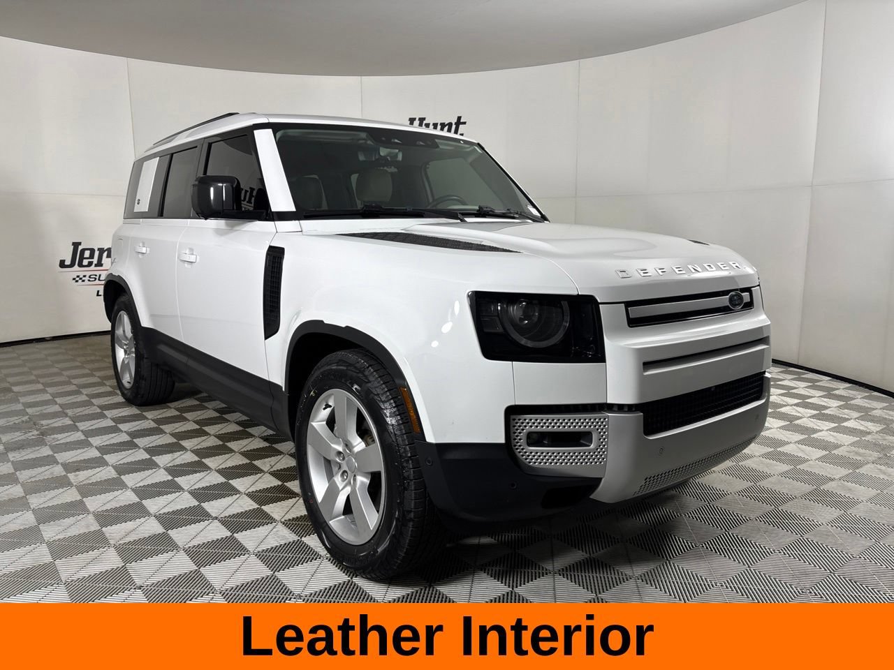 Used 2024 Land Rover Defender 110 S AWD/4WD image 4