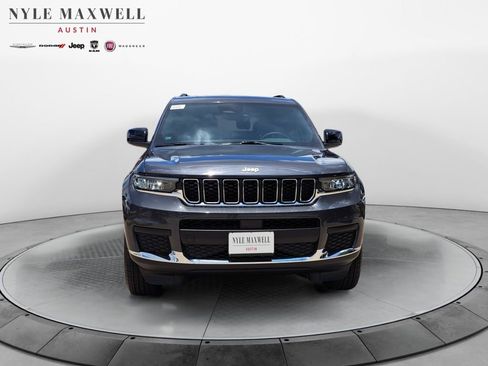 New 2025 Jeep Grand Cherokee L Laredo w/ Luxury Tech Group I image 8