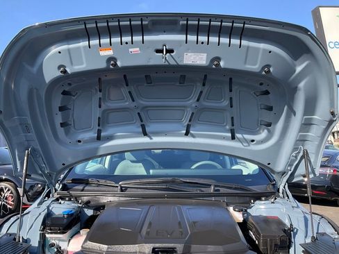 Used 2025 Hyundai Ioniq 5 SEL image 13