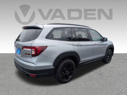 Used 2022 Honda Pilot TrailSport image 29