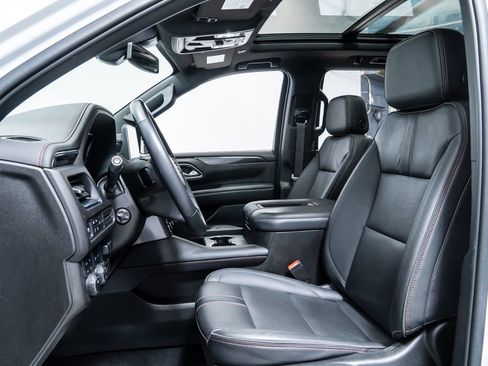 Used 2022 Chevrolet Tahoe RST w/ Luxury Package image 5